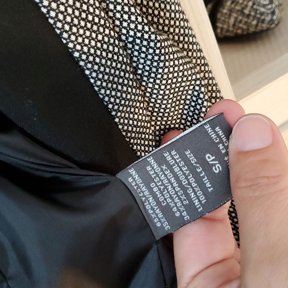 Blazer - Picture 5 of 6